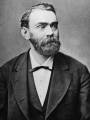 Nace Alfred Nobel