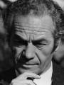 Nace Nicanor Parra