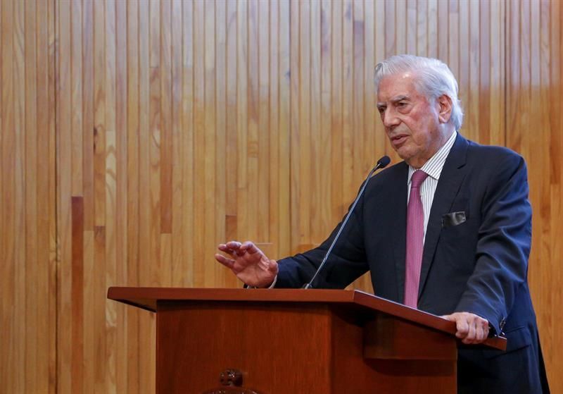 mas-de-30-escritores-se-dan-cita-en-premio-literario-vargas-llosa-en-mexico